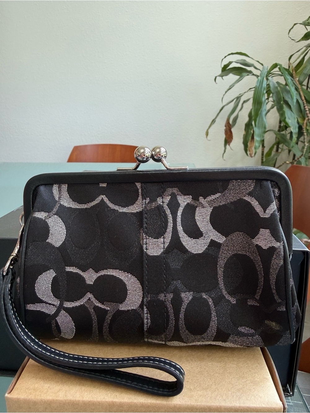 Coach Black & Gray Signature Kiss-Lock Wristlet